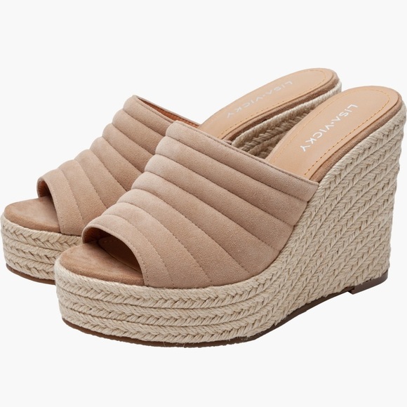 Lisa Vicky GOGO Platform Wedge Nude Suede Sandal Heel Mule Slide WNS Size 8 NWB - Picture 1 of 9